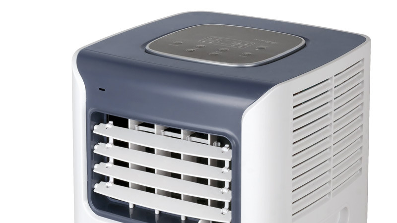 Model tampilan lantai Eco-Air 7000 BTU 3-in-1 Portable AC